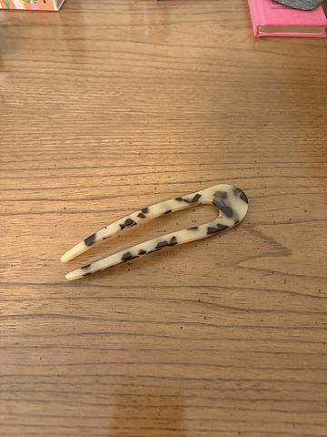 French hair pin
