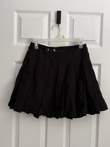 Pleated skort