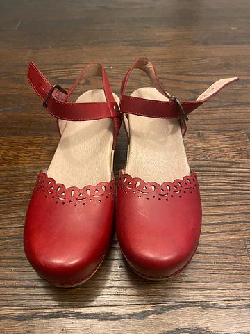 Marta clogs