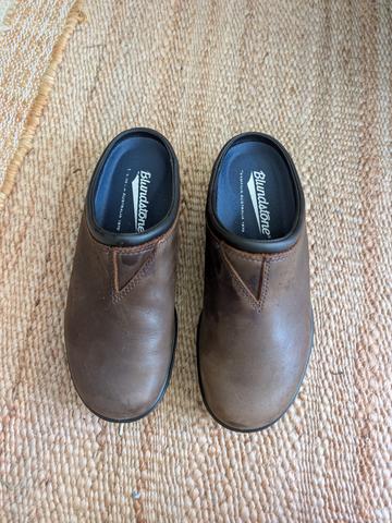 Slip-on Clogs