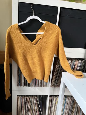 Belicia Sweater