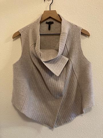 Virgin wool cowl vest