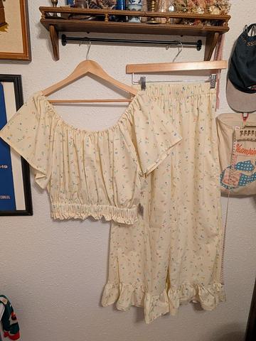 Ruffle Pants Set