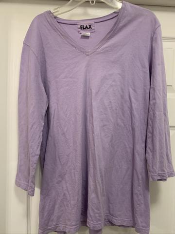 cotton v-neck 3/4 sleeve shirt
