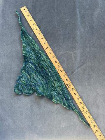 Knit neckerchief