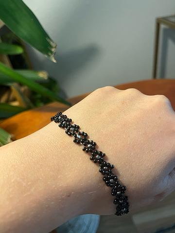 Daisy chain bracelet