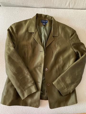 100% Silk Olive Green Blazer