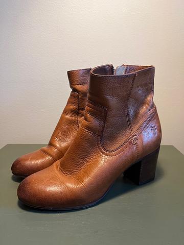 Heel Boot