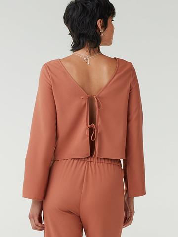 Vetta The Convertible Tie Top