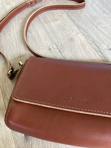 Metro Crossbody