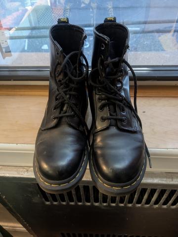 Smooth Leather Lace Up Boots (1460)