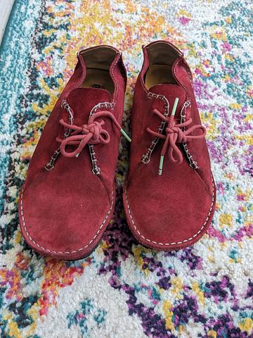 Red shoes