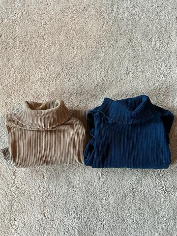 Pointelle turtlenecks