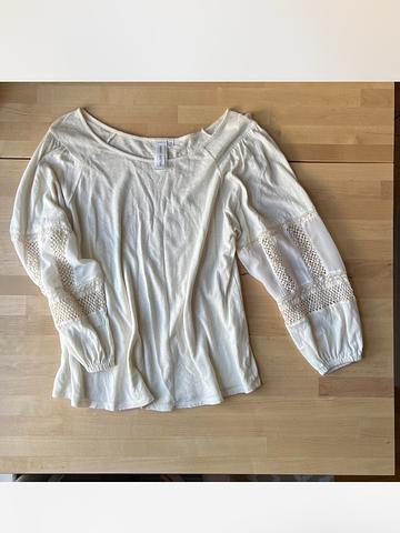 Lace detail longsleeve