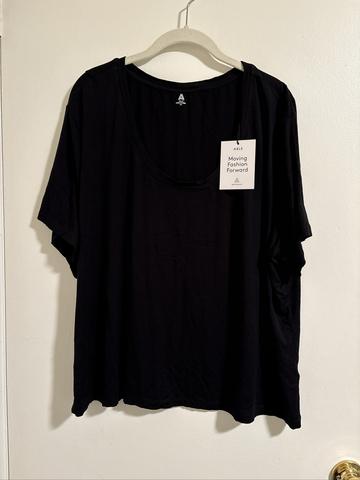 Mae drapey tee