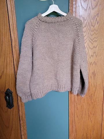 Raglan sweater