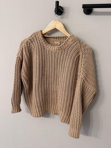 Jumper No. 18 Clay Pot