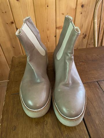 No. 6 Crepe Sole Chelsea Boot