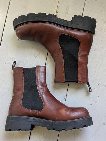 Cosmo Chelsea Boot