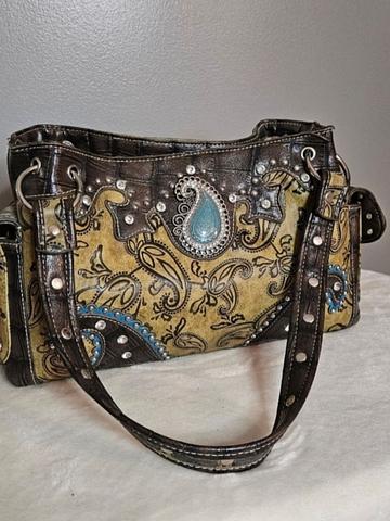 P&G bag