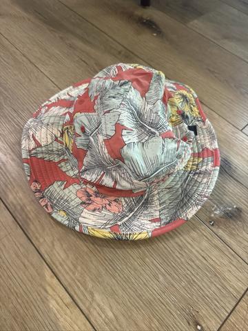 floral hat