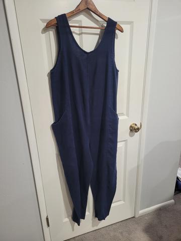 Elizabeth Suzann clyde jumpsuit navy linen l