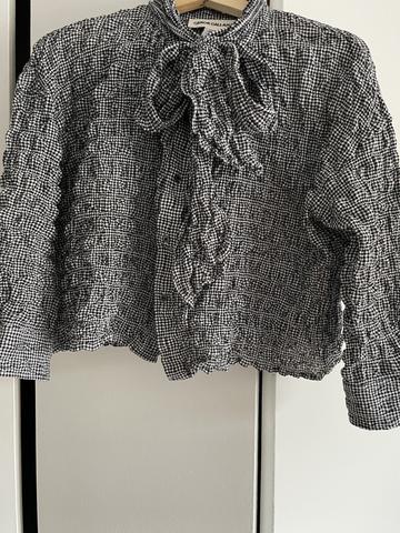 Daisy top