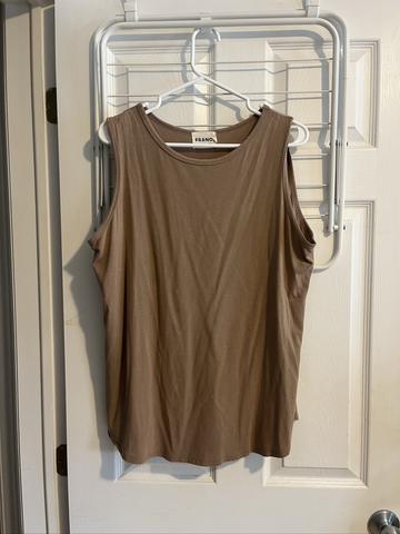 Tee tank