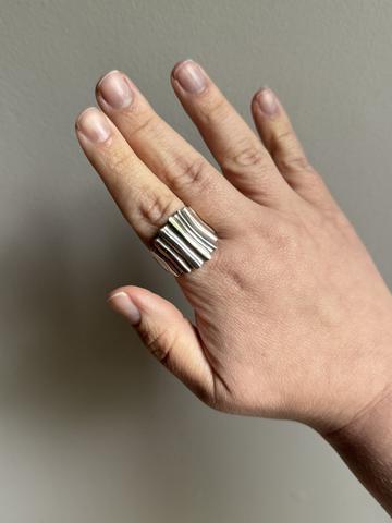 Fluted modernist sterling ring