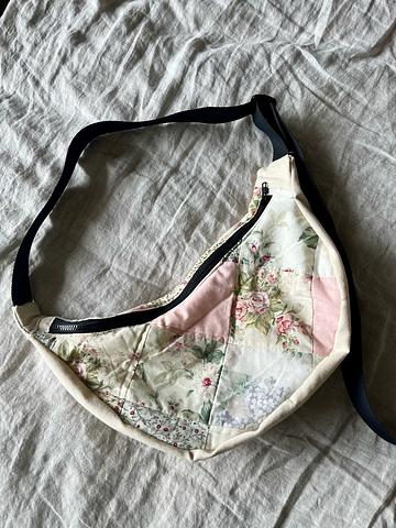 Gracomakes Crosstown Crescent Bag