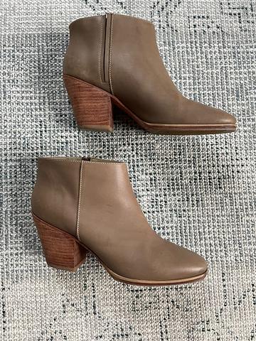 Mars boot