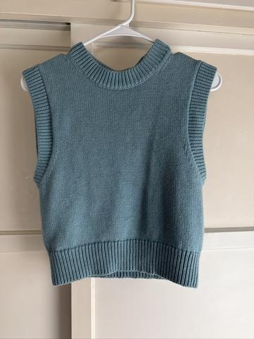 Sweater Vest