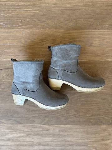 shearling boot