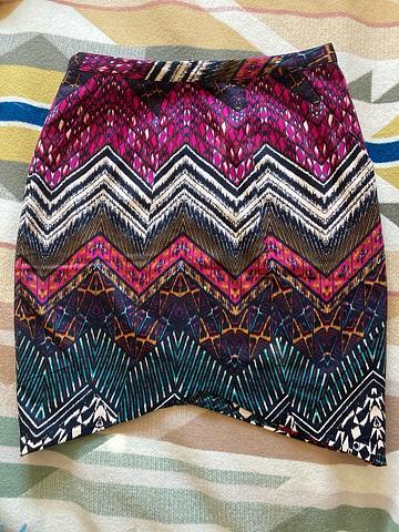 Cotton Patterned skirt with front pockets