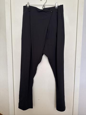 Drop crotch pants