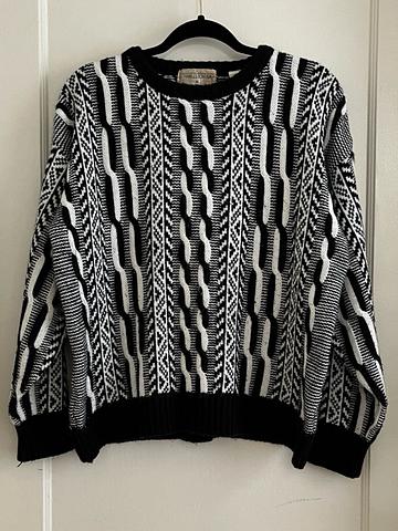 Bold 80s / 90s 3D Knit Acrylic Sweater