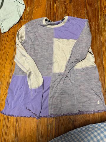 Long sleeve wool top