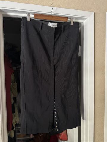 Adjustable Column Skirt