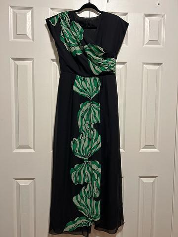 Trompe l'oeil bow gown