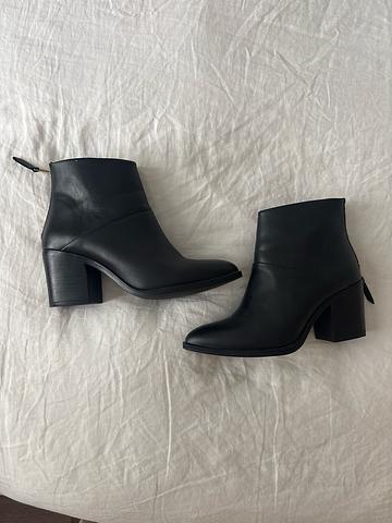 Dari boot