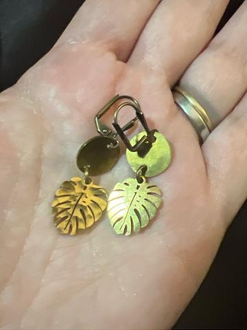 Monstera earrings