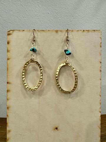 Hammered oval earrings