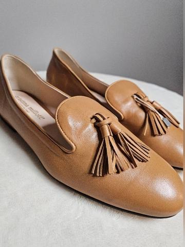 Leather loafer