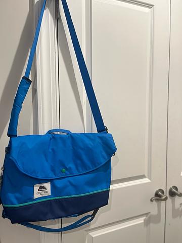 Hellolulu Messenger/Laptop Bag