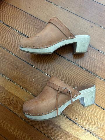 Clogs