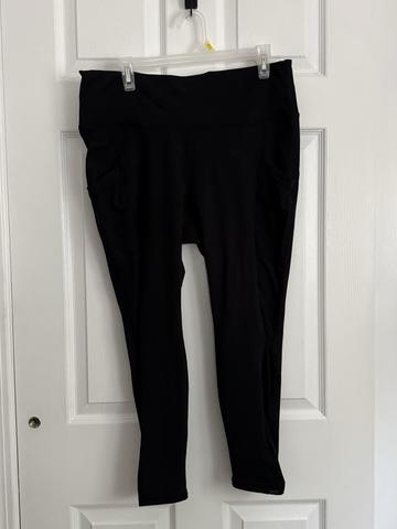 Mesh panel pocket leggings