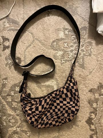 Small crescent bag