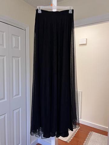 black maxi skirt