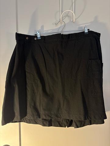 Utility skort