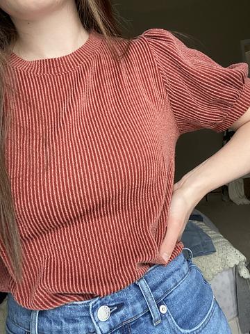 Tres bien puff sleeve top ribbed